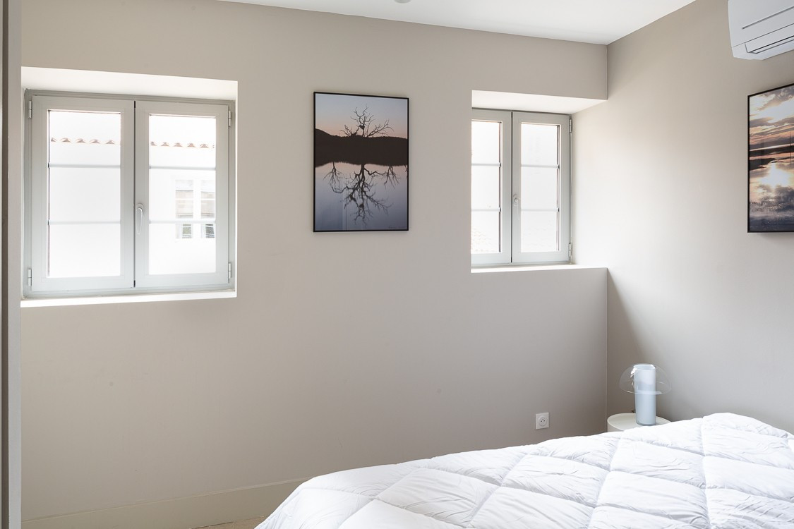 
                                                Location
                                                 Madeleine 7