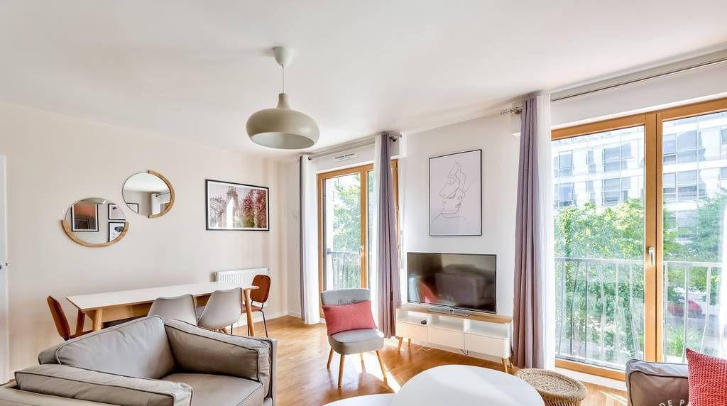 
                                                Location
                                                 Magnifique 2 pièces meublé 56 m² à Boulogne