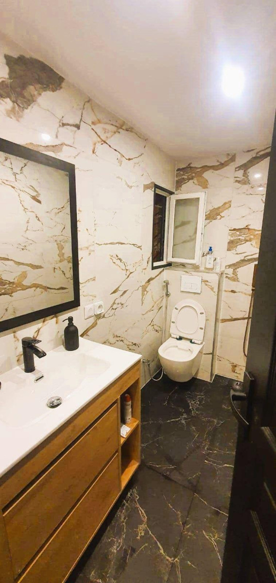 
                                                Location
                                                 Magnifique 2 pièces meublé proche Edhec/transport