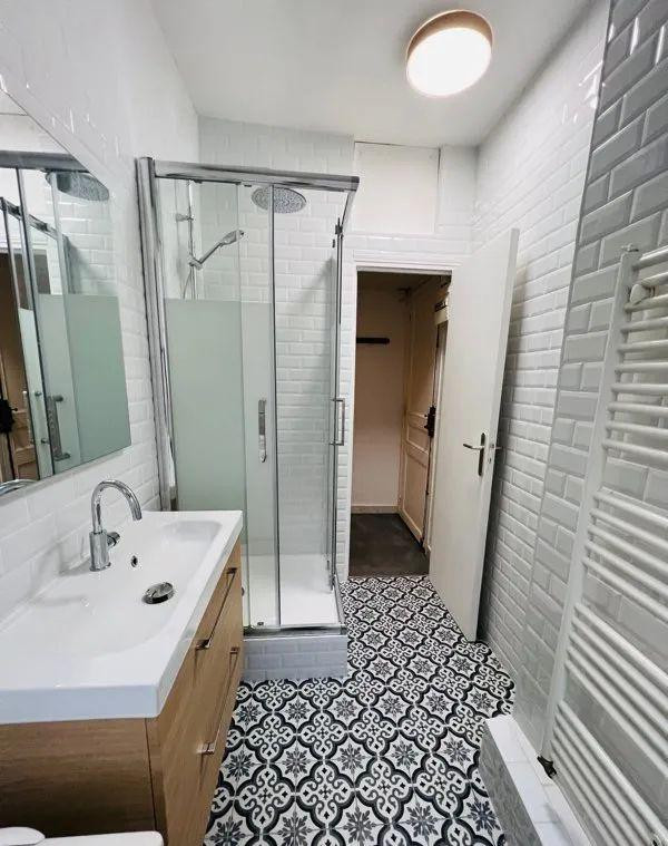 
                                                Location
                                                 Magnifique 2P meublé 42m2 à Neuilly S/Seine