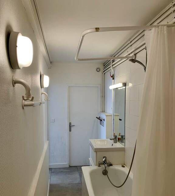 
                                                Location
                                                 Magnifique 2P meublé 60m² à Versailles