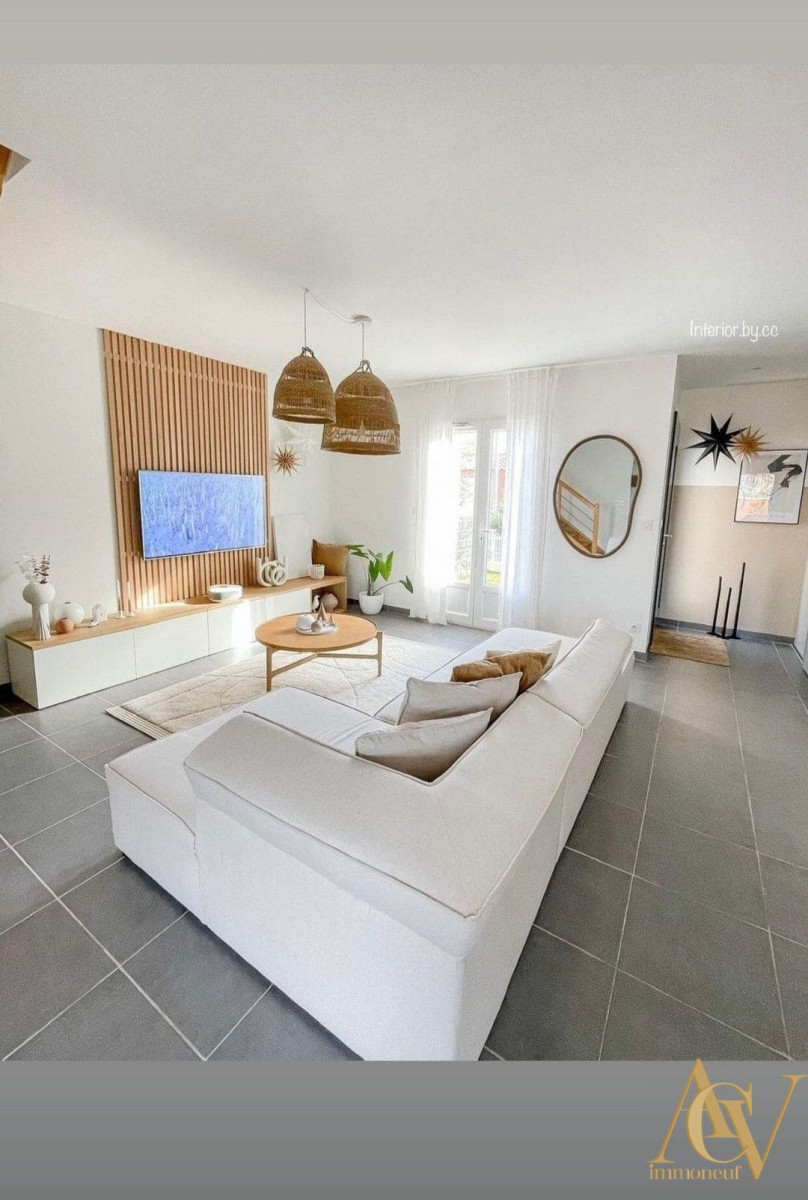 
                                                Vente
                                                 Magnifique 3 pièces Environnement privilégié