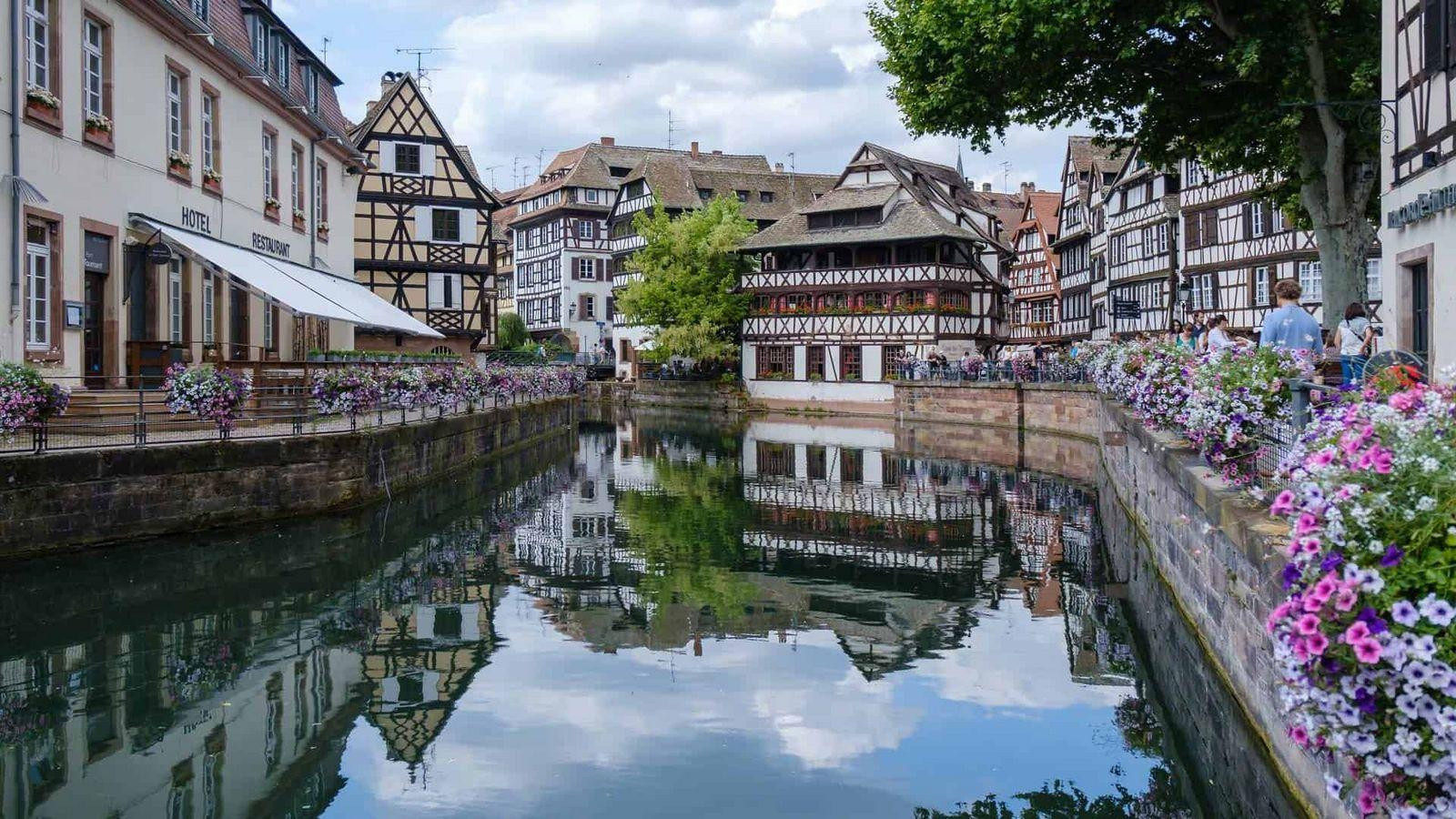 
                                                Location
                                                 Magnifique 5 pièces 90m2 à Strasbourg (Esplanade)