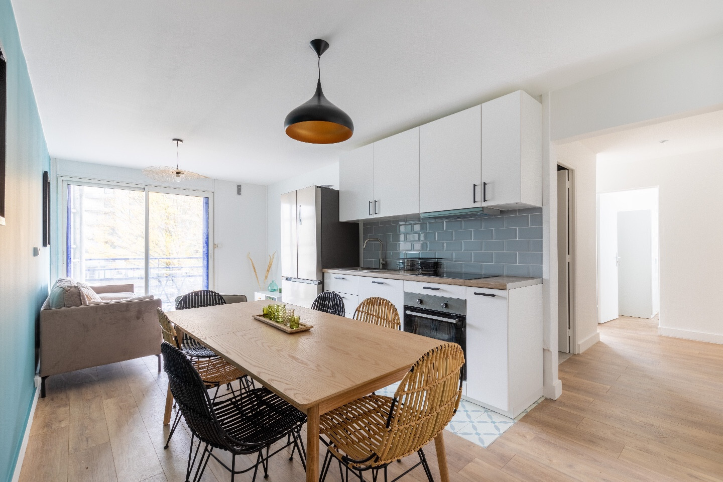 
                                                Colocation
                                                 Magnifique 6 pièces en colocation