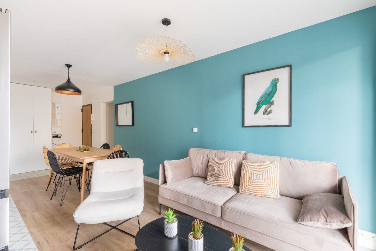 
                                                Colocation
                                                 Magnifique 6 pièces en colocation