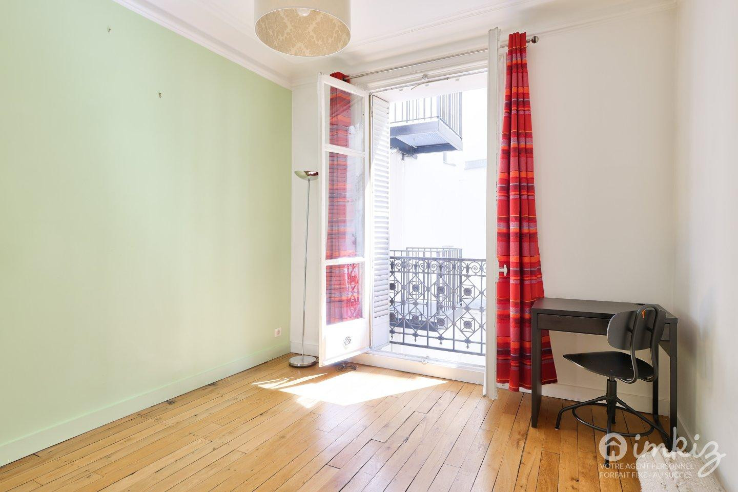 
                                                Vente
                                                 Magnifique appartement de 4 pièces - Paris 11ème