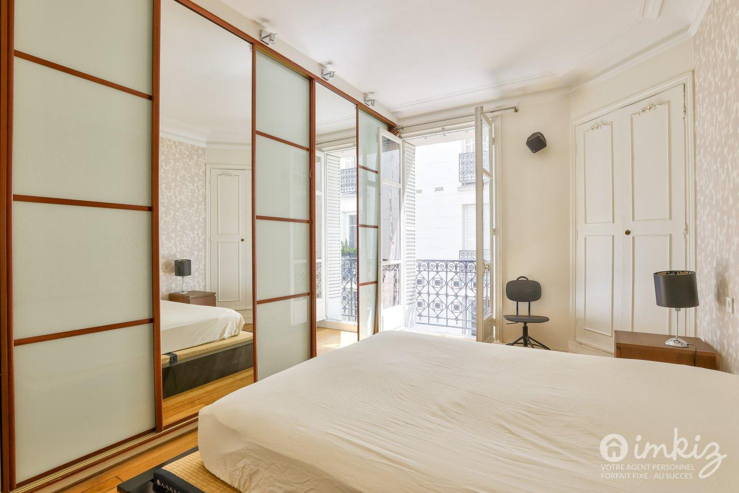 
                                                Vente
                                                 Magnifique appartement de 4 pièces - Paris 11ème