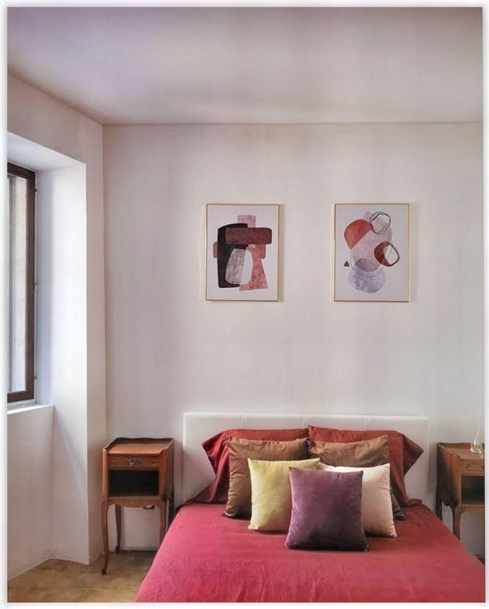 
                                                Location
                                                 Magnifique appartement F2 décoré avec goût