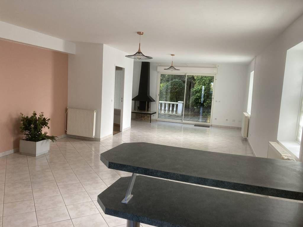 
                                                Location
                                                 Magnifique appartement / maison 2pièces 73m2