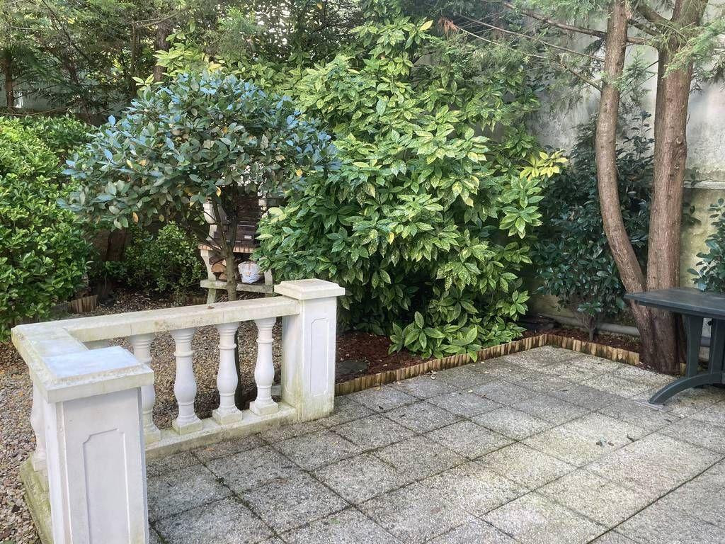 
                                                Location
                                                 Magnifique appartement / maison 2pièces 73m2