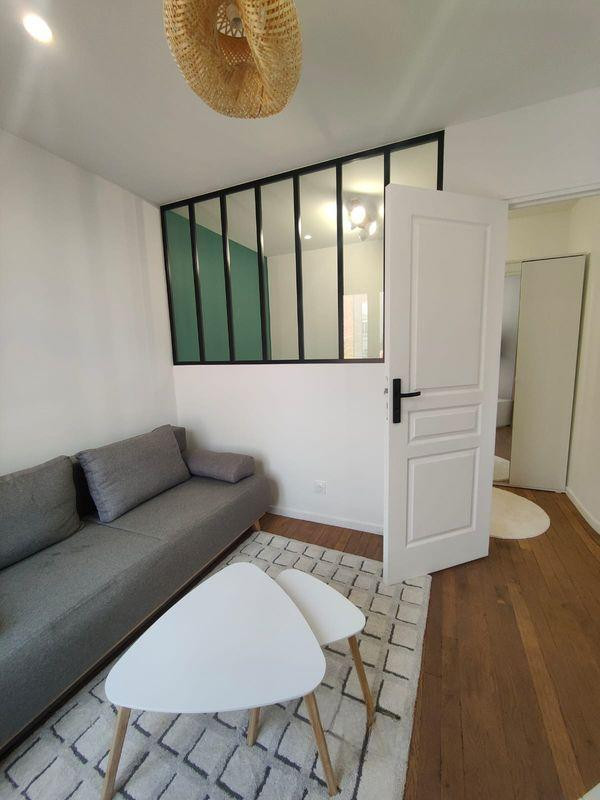 
                                                Location
                                                 Magnifique appartement meublé, refait à neuf