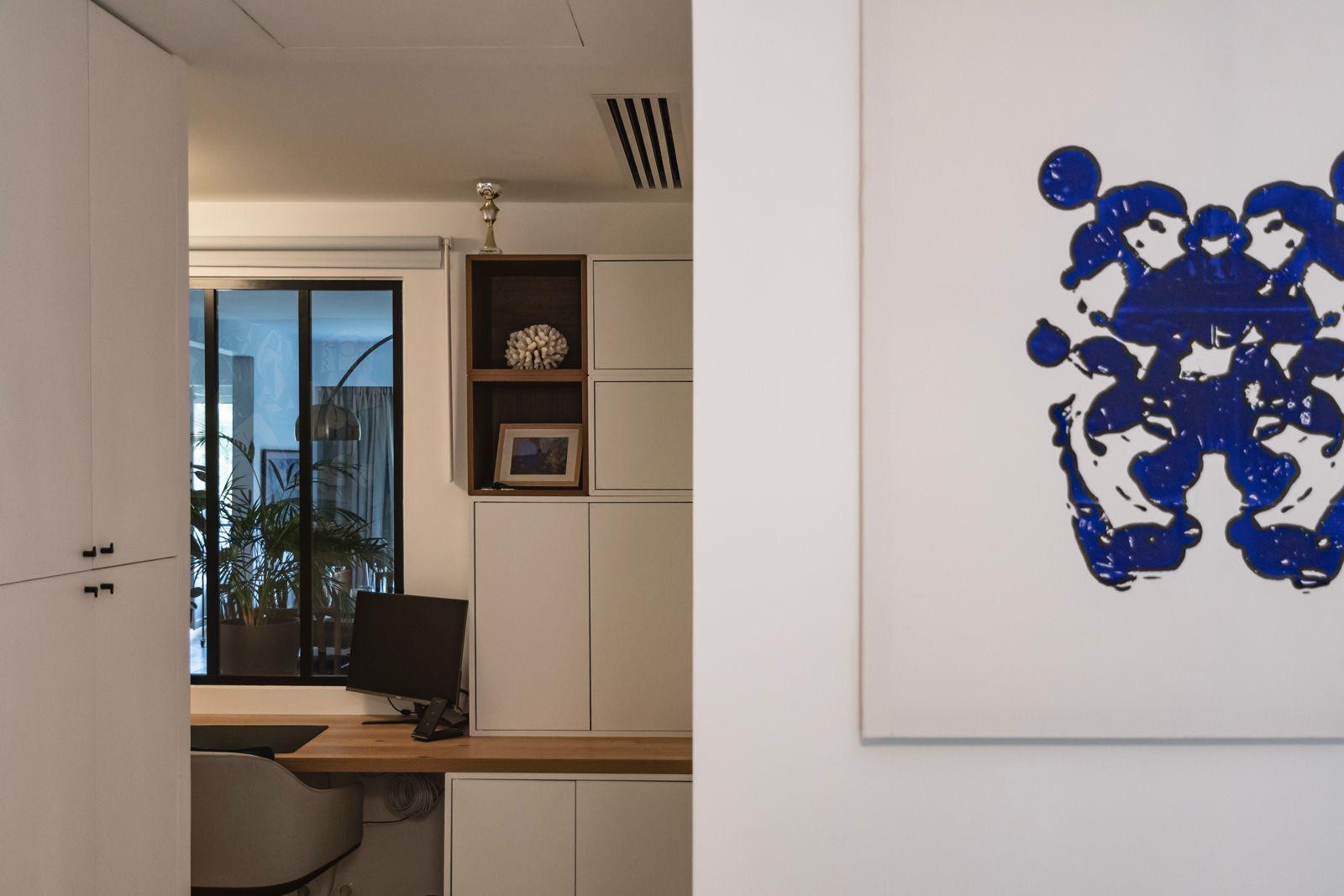 
                                                Vente
                                                 Magnifique appartement rénové par un architecte dans une résidence avec parc sécurisé