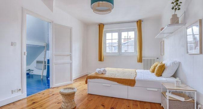 
                                                Location
                                                 Magnifique duplex situé en hypercentre de Nantes