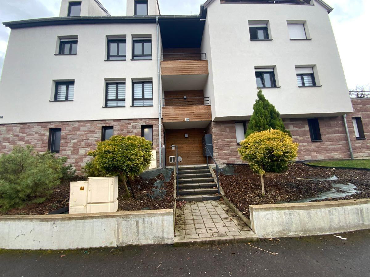 
                                                Location
                                                 Magnifique F2 contemporain avec ascenseur+parking