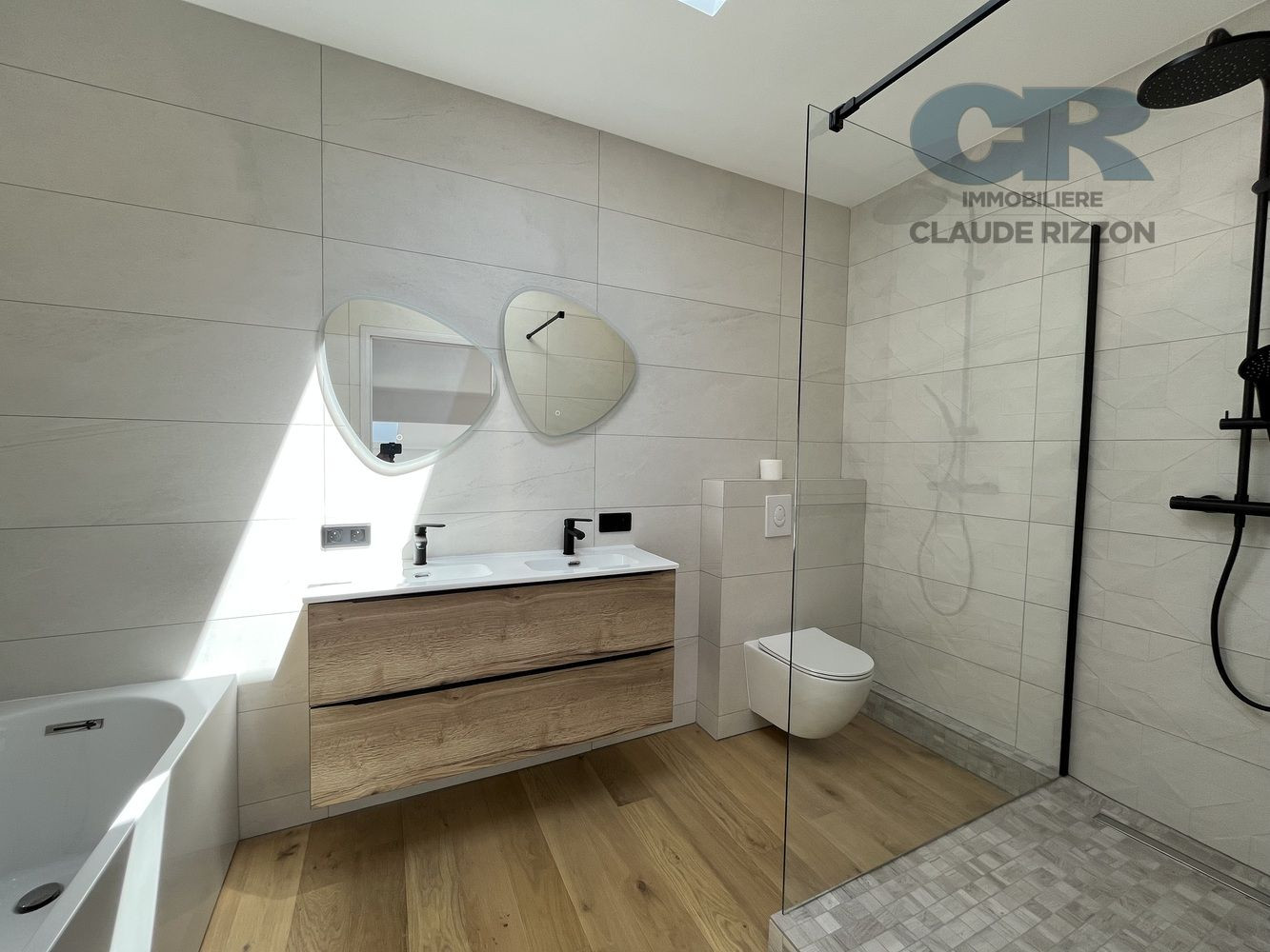 
                                                Vente
                                                 Magnifique loft