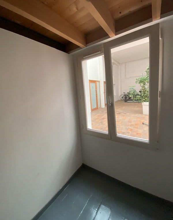 
                                                Location
                                                 Magnifique loft à Saint-Ouen