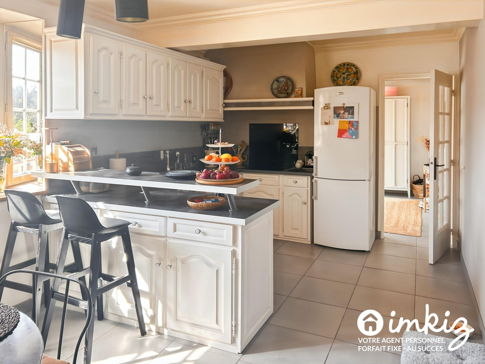 
                                                Vente
                                                 Magnifique maison familiale baignée de verdure