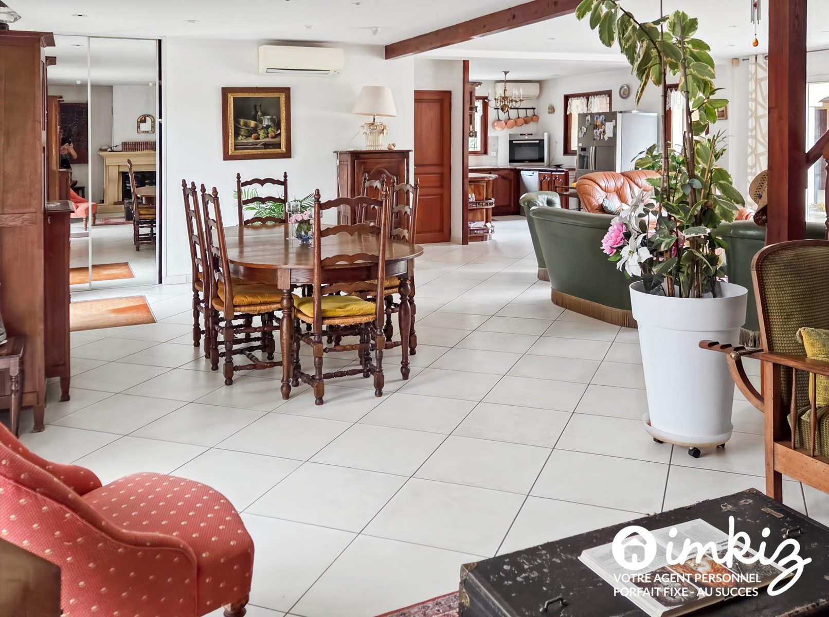 
                                                Vente
                                                 Magnifique maison traditionnelle 8 pièces