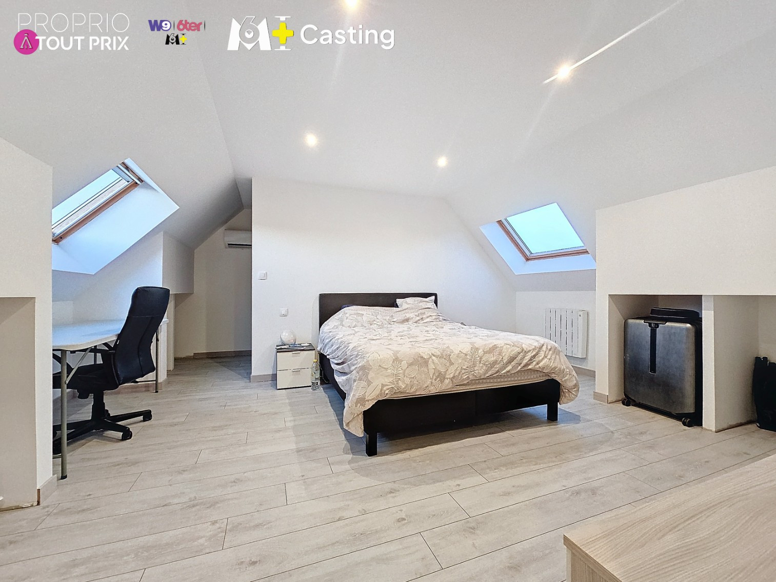 
                                                Vente
                                                 Magnifique Pavillon Individuel de Semi Plain-Pied