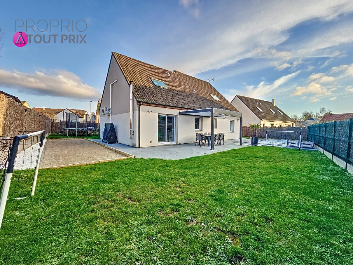 
                                                Vente
                                                 Magnifique Pavillon Individuel de Semi Plain-Pied