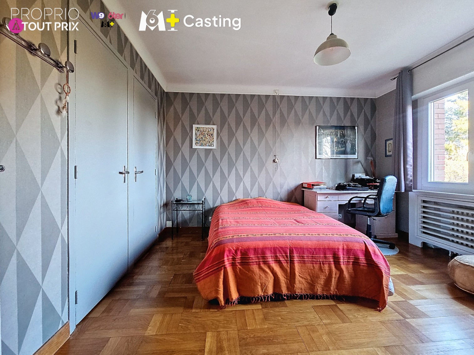 
                                                Vente
                                                 MAGNIFIQUE Propriété sur Valenciennes
