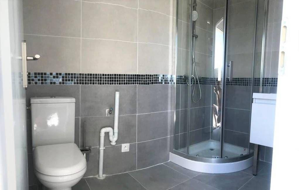
                                                Location
                                                 Magnifique studio 24m2 au calme à Marseille 15ème