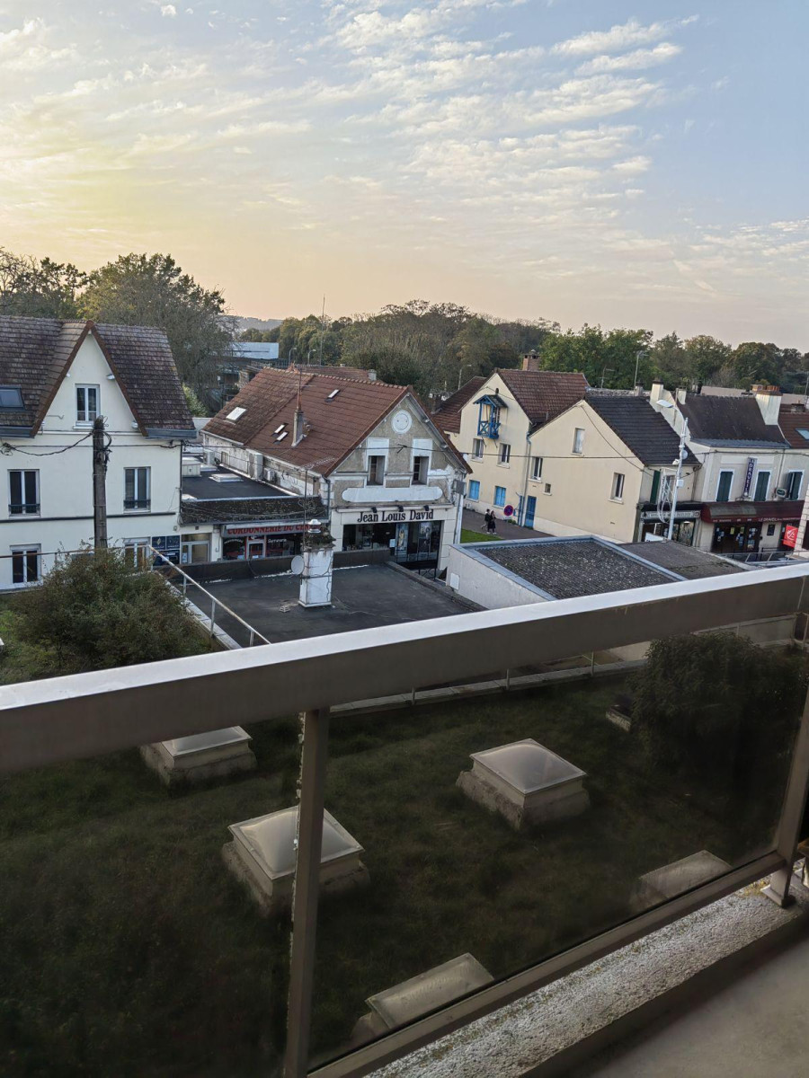 
                                                Location
                                                 Magnifique Studio 30m² Plein Centre Ville Draveil