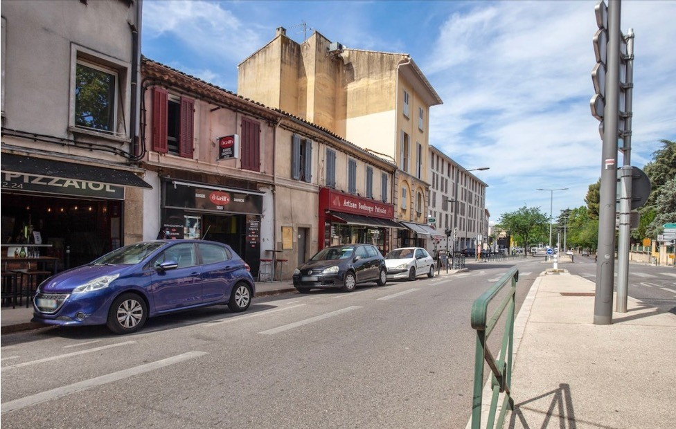 
                                                Location
                                                 Magnifique Studio à proximité du centre d'Aix