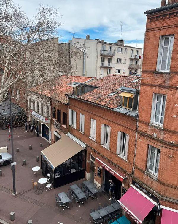 
                                                Location
                                                 Magnifique studio meublé 19m² hypercentre