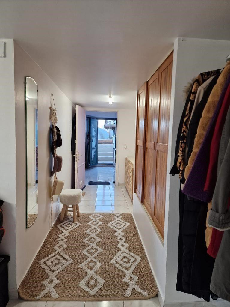 
                                                Location
                                                 Magnifique studio meublé avec vue 35m2 à Nice