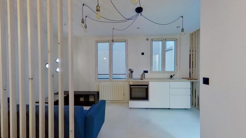 
                                                Location
                                                 Magnifique studio meublé de 22m2