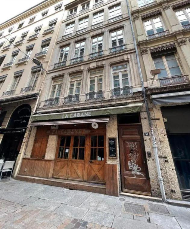 
                                                Location
                                                 Magnifique T2 67m² meublé équipé à Lyon presqu'ile