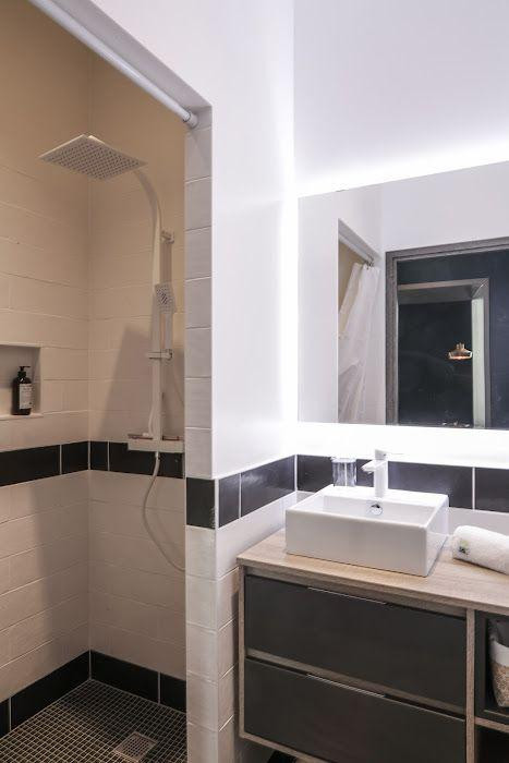 
                                                Location
                                                 Magnifique T2 équipé hypercentre Aix Les Bains