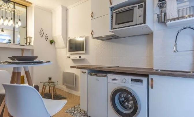 
                                                Location
                                                 Magnifique T2 meublé - 21m2 - Paris 17e