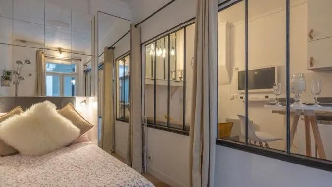 
                                                Location
                                                 Magnifique T2 meublé - 21m2 - Paris 17e