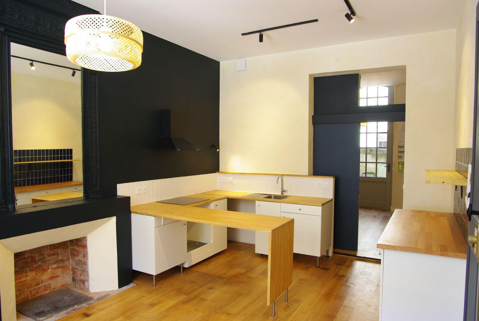 
                                                Location
                                                 Magnifique T2 traversant de 41m2 Bastide Libourne