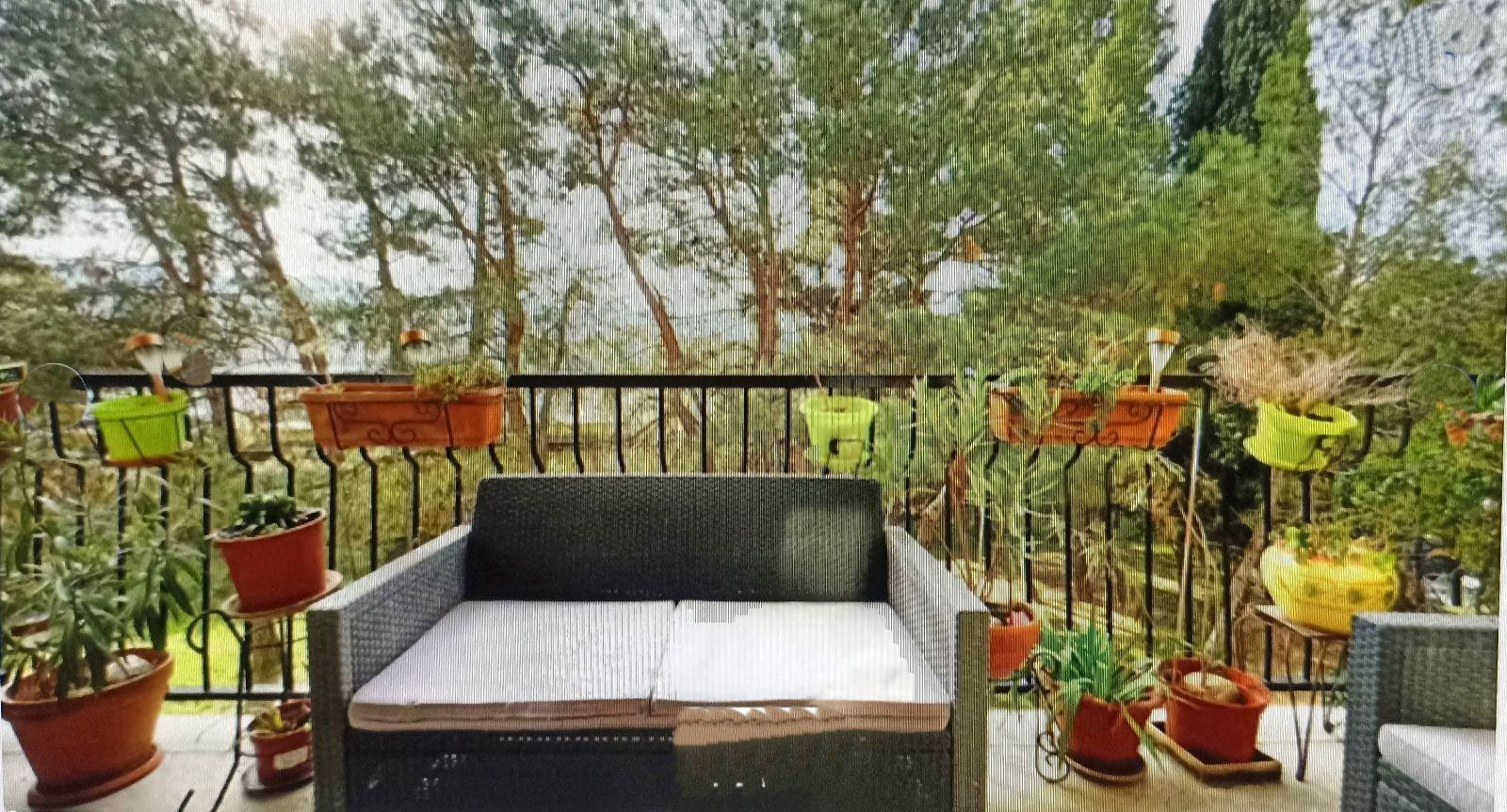 
                                                Location
                                                 MAGNIFIQUE  T3/4  88M2 AIX SUD     1600€ cc