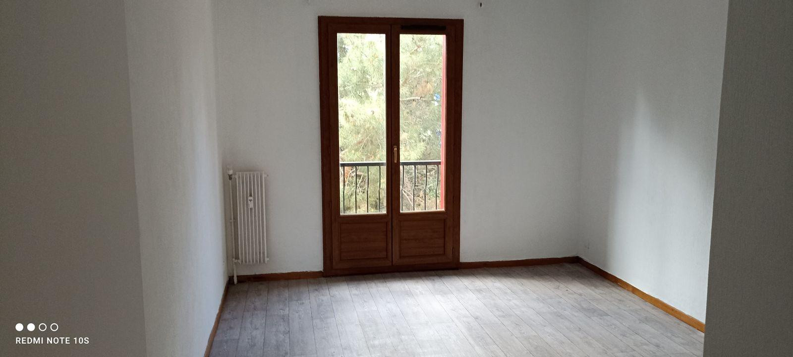 
                                                Location
                                                 MAGNIFIQUE  T3/4  88M2 AIX SUD     1600€ cc