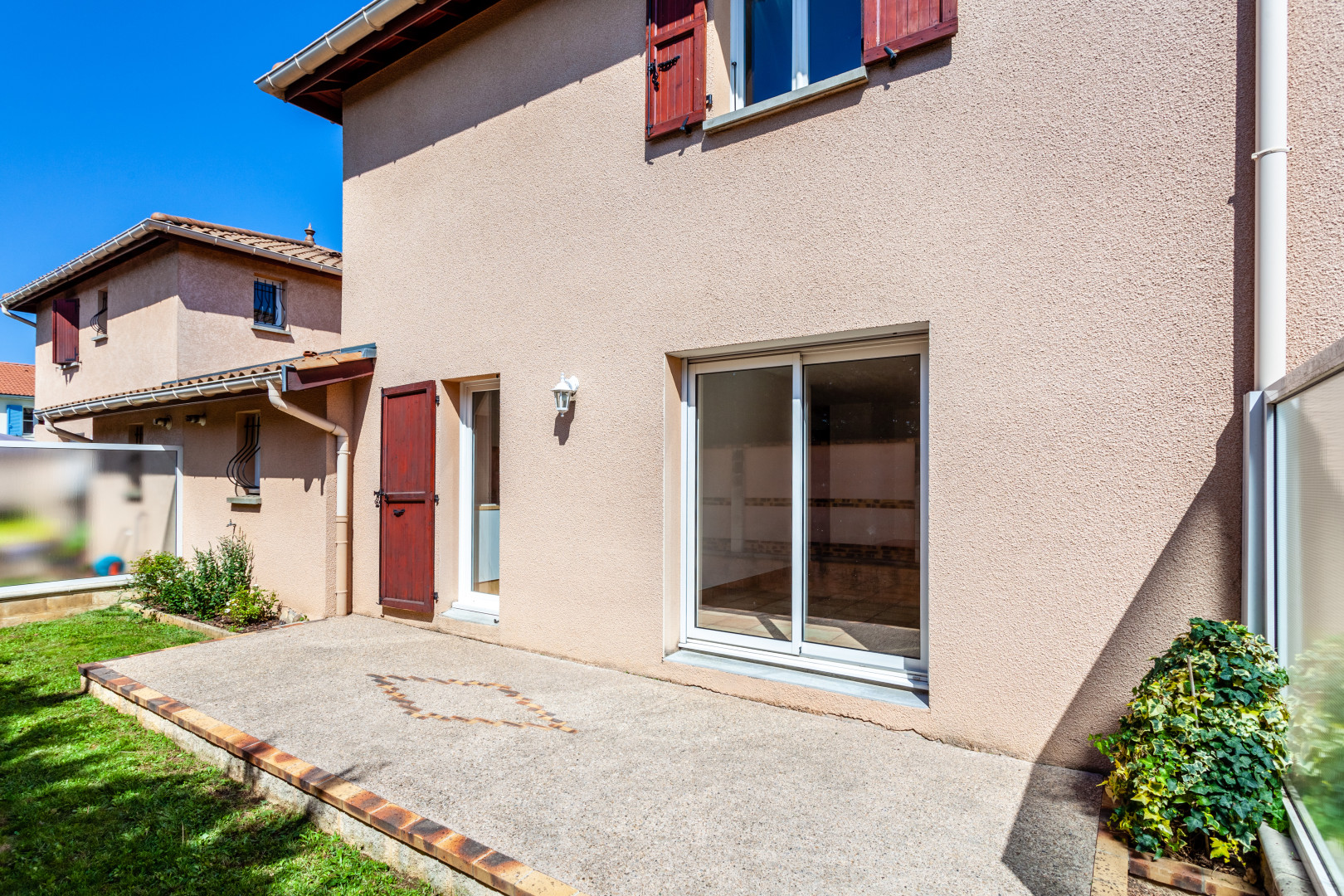 
                                                Vente
                                                 Magnifique Villa aux portes de Lyon
