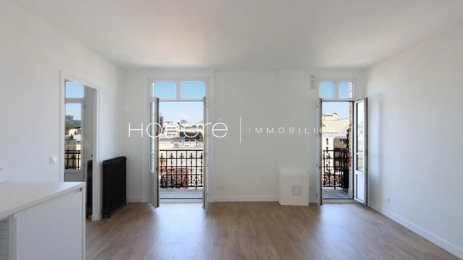 
                                                Vente
                                                 MAIRIE DE MONTREUIL - 2 PIECES PLEIN CIEL - RENOVE