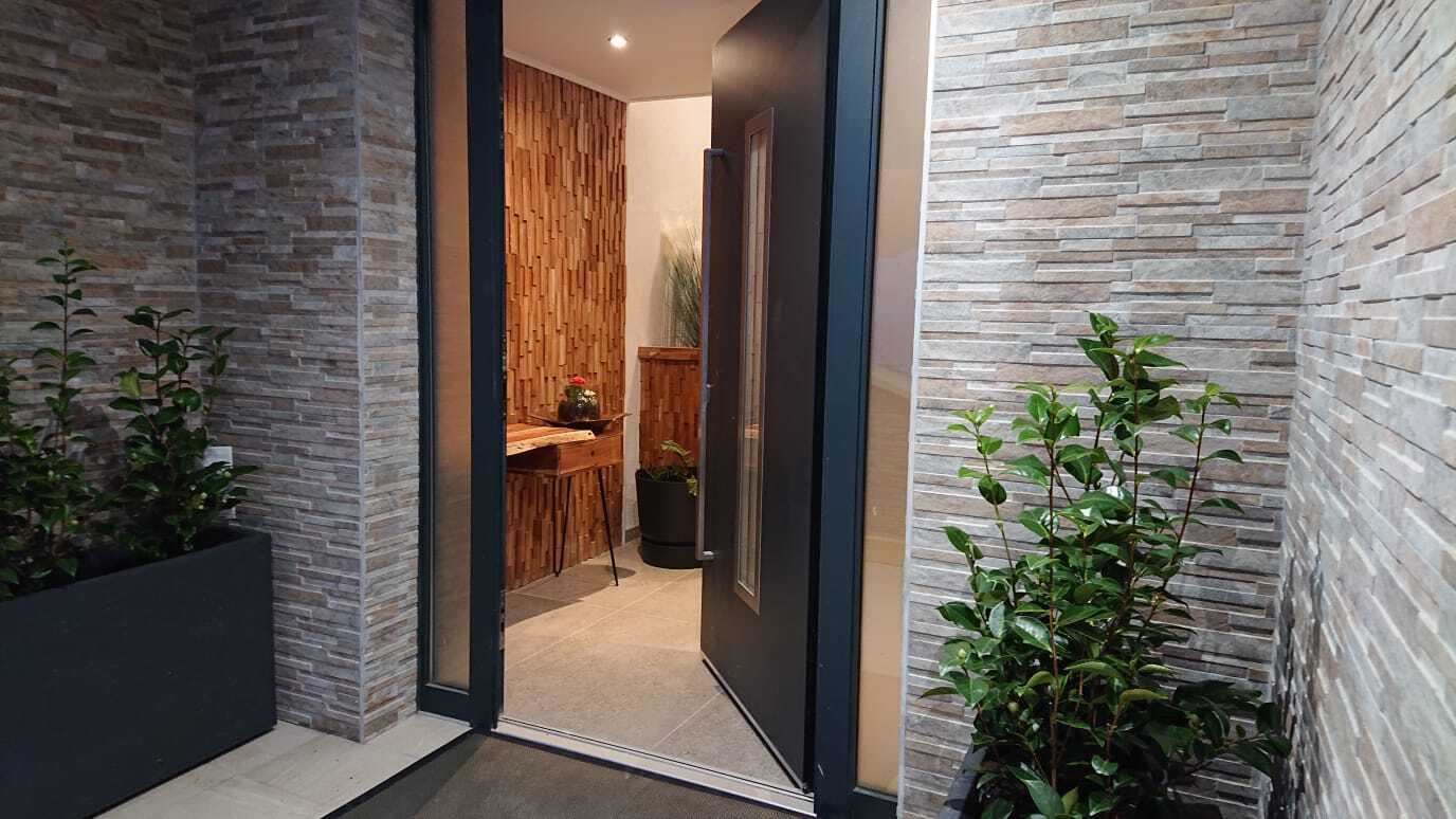 
                                                Viager
                                                 Investisseur : 30% de décote pour cette magnifique villa avec piscine en nue-propriété 8 ans