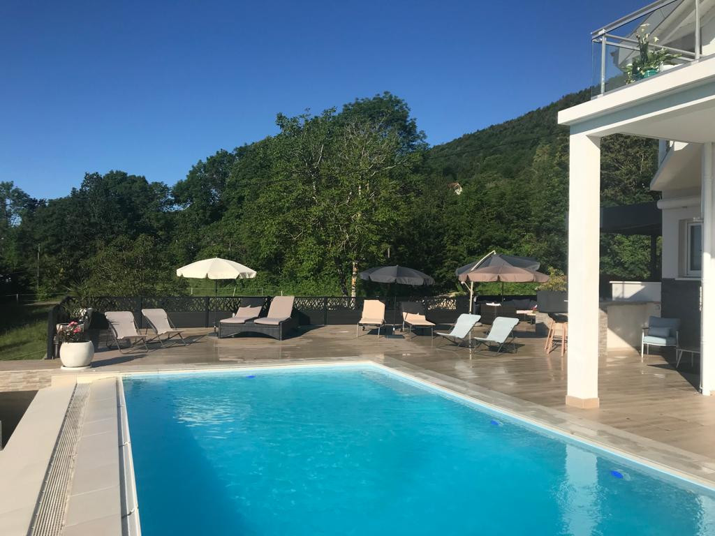 
                                                Viager
                                                 Investisseur : 30% de décote pour cette magnifique villa avec piscine en nue-propriété 8 ans
