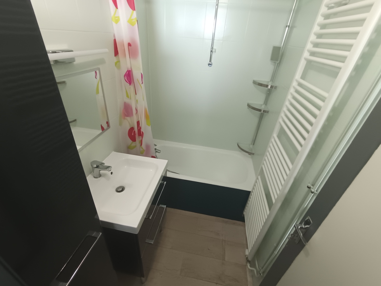 
                                                Location
                                                 Maison 1 chambre, 1 bureau avec cour Amiens