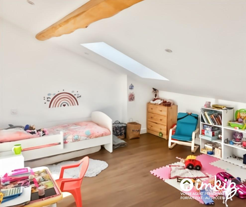 
                                                Vente
                                                 Maison 10 pièces