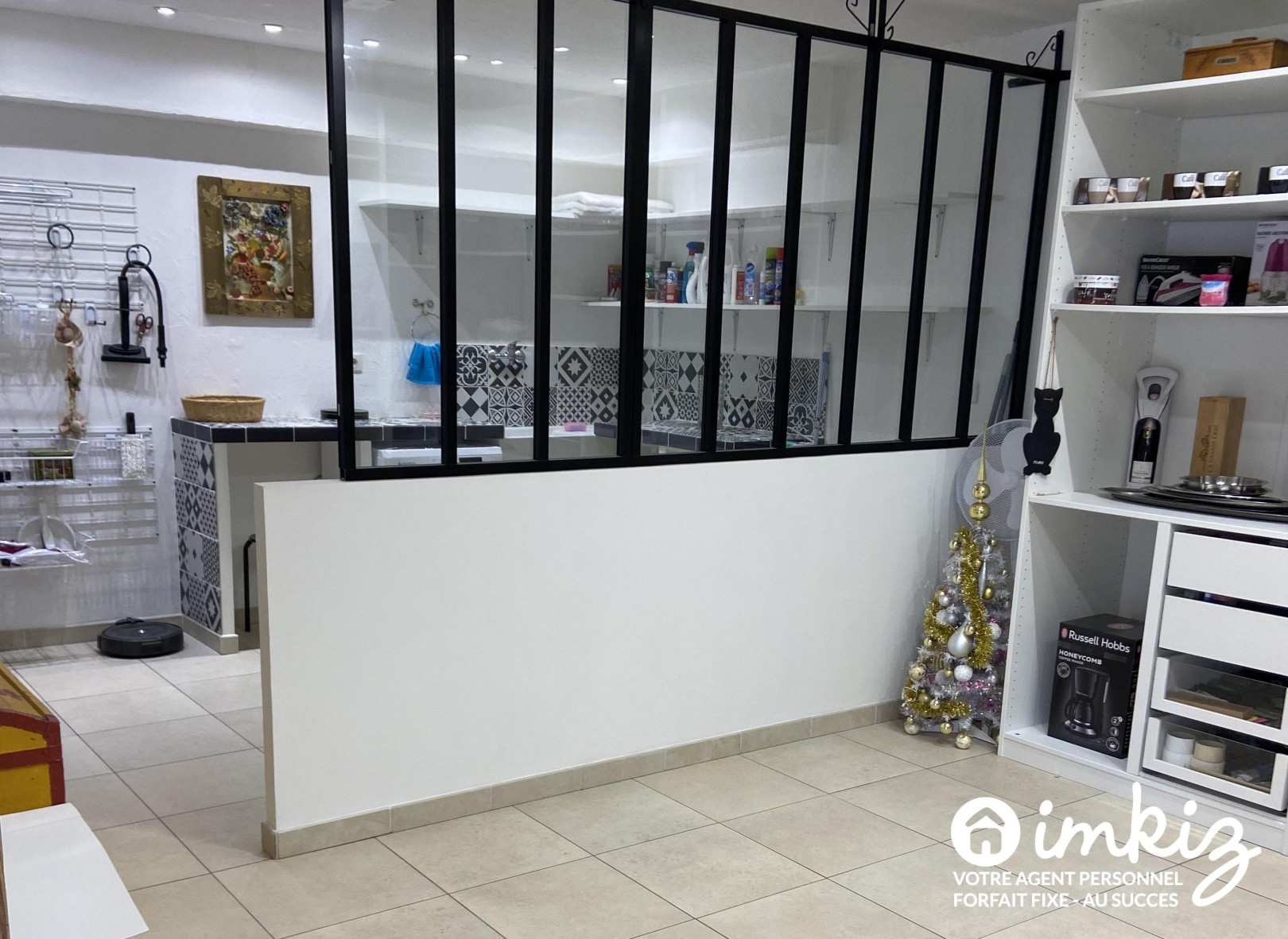 
                                                Vente
                                                 Maison 10 pièces