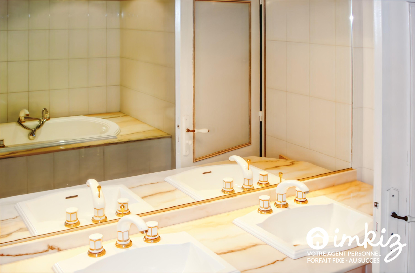 
                                                Vente
                                                 Maison 10 pièces