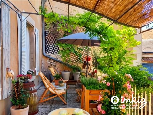 
                                                Vente
                                                 Maison 10 pièces