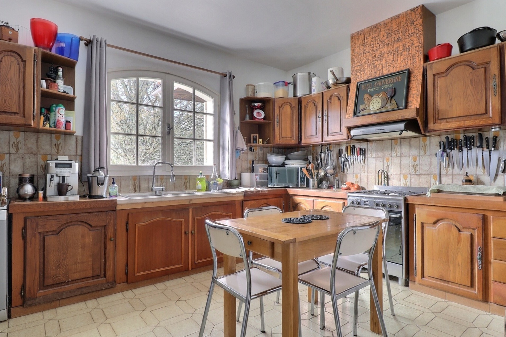 
                                                Vente
                                                 Maison 10 pièces