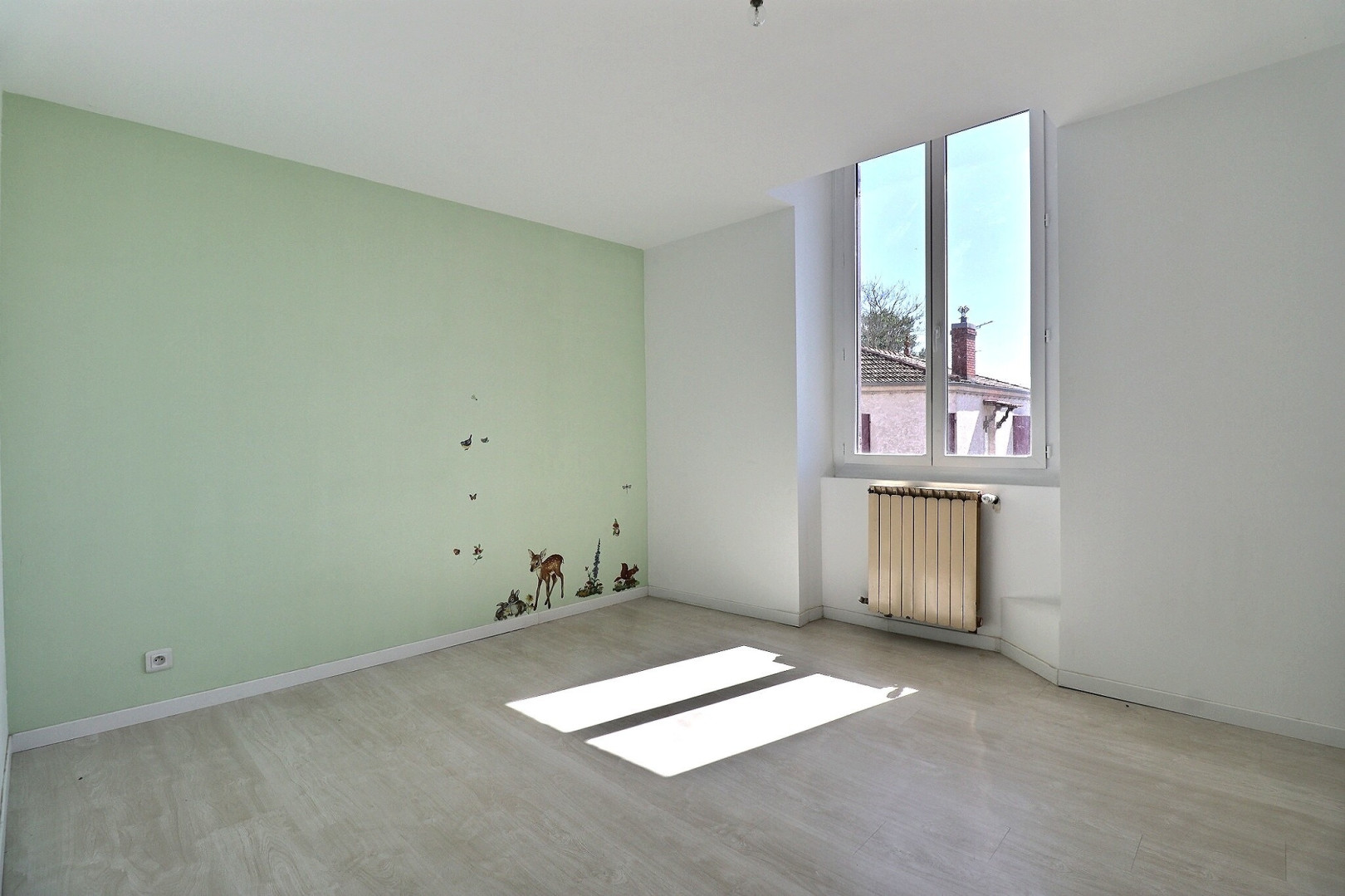 
                                                Vente
                                                 Maison 10 pièces