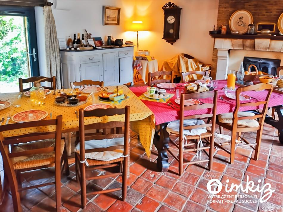 
                                                Vente
                                                 Maison 10 pièces